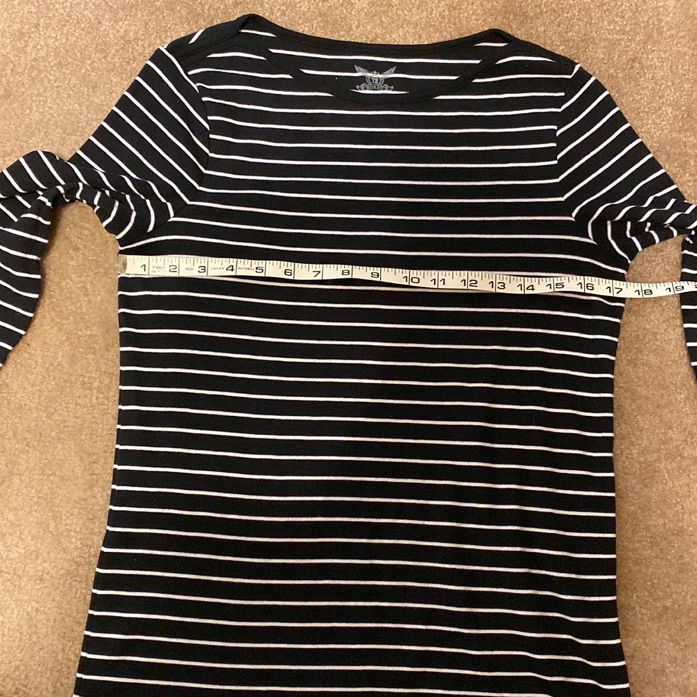 ❤️ 2 for $10 Black & White Stripe 3/4 Sleeve Shirt - Picture 4 of 7